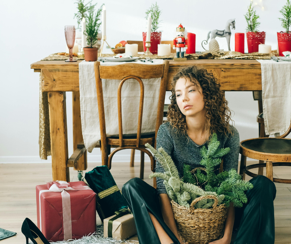 Holiday stress wellness is important if you want a healthy work life balance. Set boundaries and avoid holiday stress so you can have a happier Christmas.